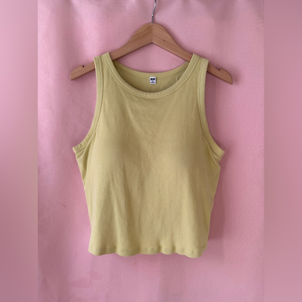 UNIQLO RIBBED CROPPED BRA TOP